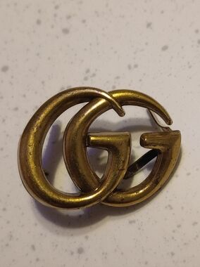 Gucci Bronze Metal Logo Plate Gold Tone Clasp For Bag Purse Clip Bracket Emblem